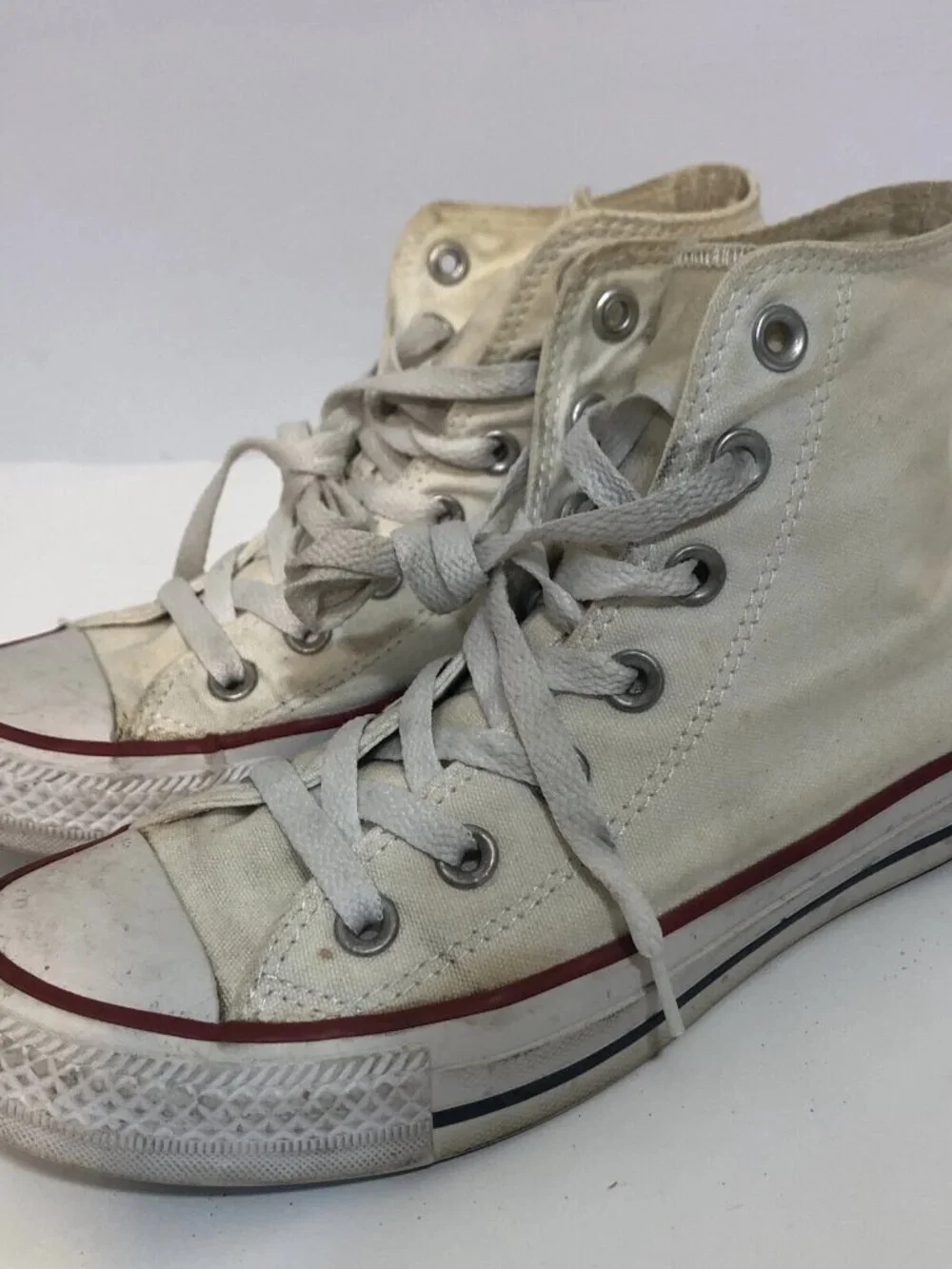 Lot of 2 Converse Chuck Taylor All Star Sneakers White & Purple M7650 Wmn Sz 7